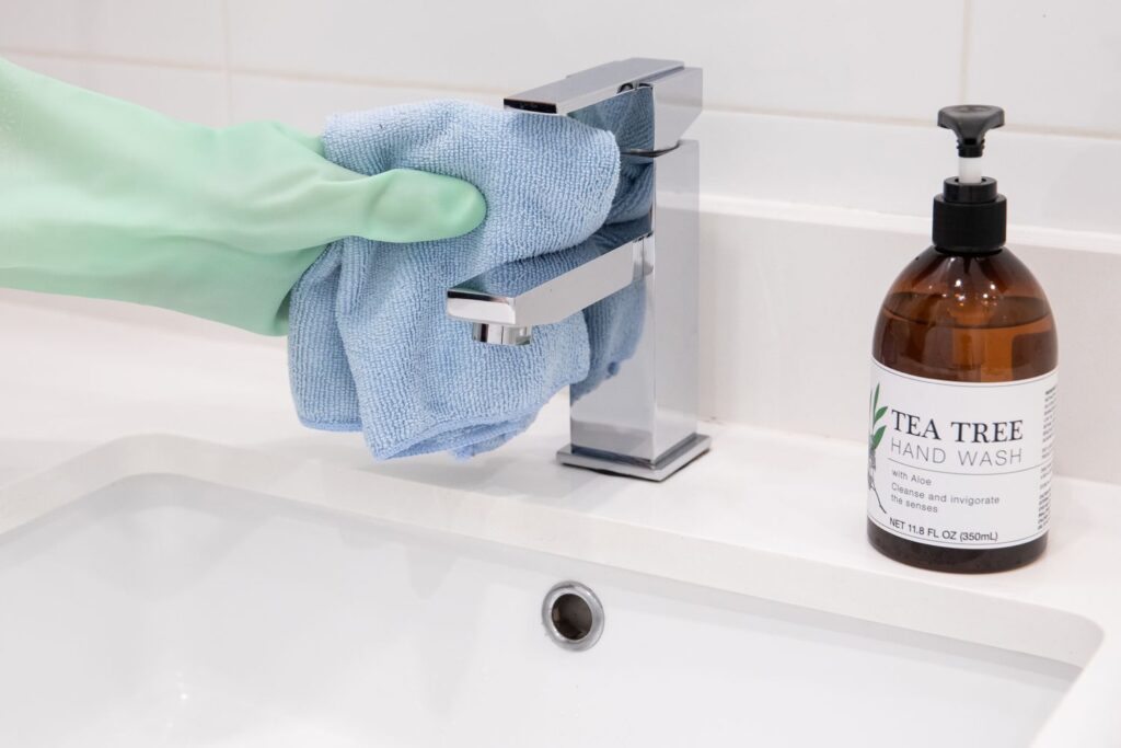how to clean chrome